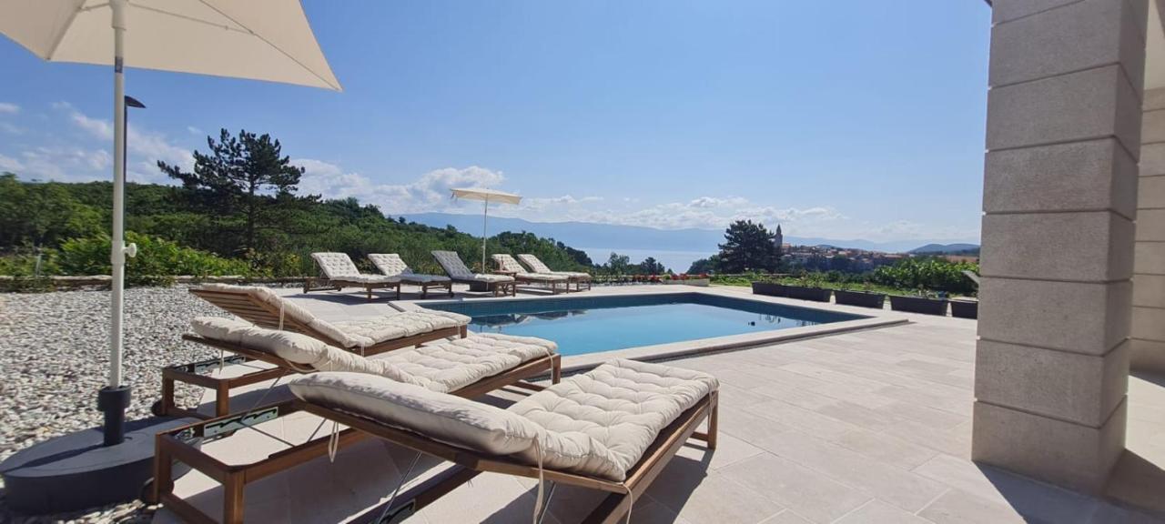 Apartmani Mariosa Vrbnik Kültér fotó